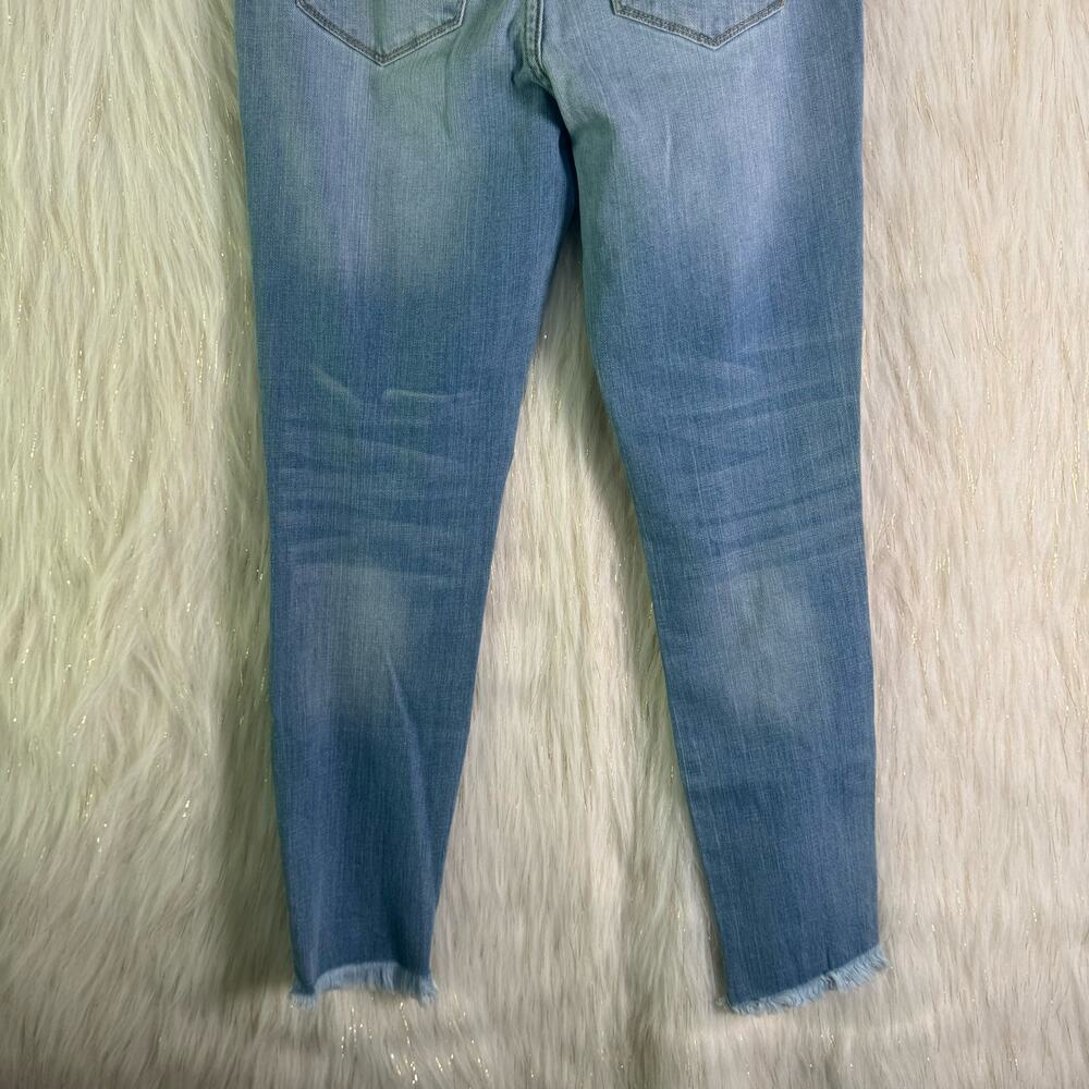 NWT Kancan Distressed Raw Hem Skinny Jeans Medium Wash High Waist Size 27x28 - Picture 6 of 10